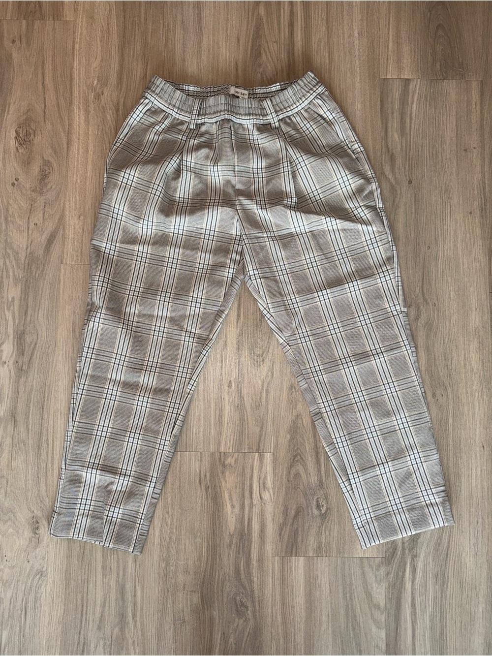 On 34th Trousers Size S